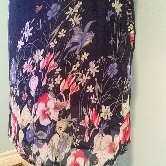 🛍️3/$25  Floral Dress - Picture 3 of 3